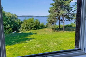 Fischerhaus Lachs - Gartenblick Schlafzimmer 1
