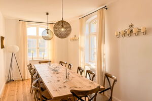 Gutshof Liepe - Ferienwohnung im Erdgeschoss - Esszimmer