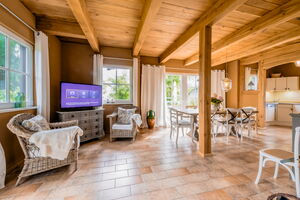 Ferienhaus Flieder - Wohnbereich/Essbereich