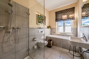 Herman`s Hof App. 1 - Badezimmer