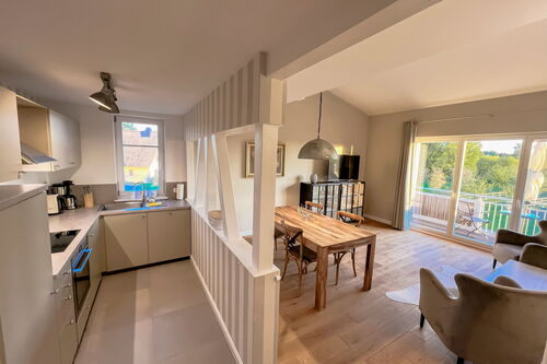 Haus Friesen Appartement 8 - Küche- und Wohnbereich 